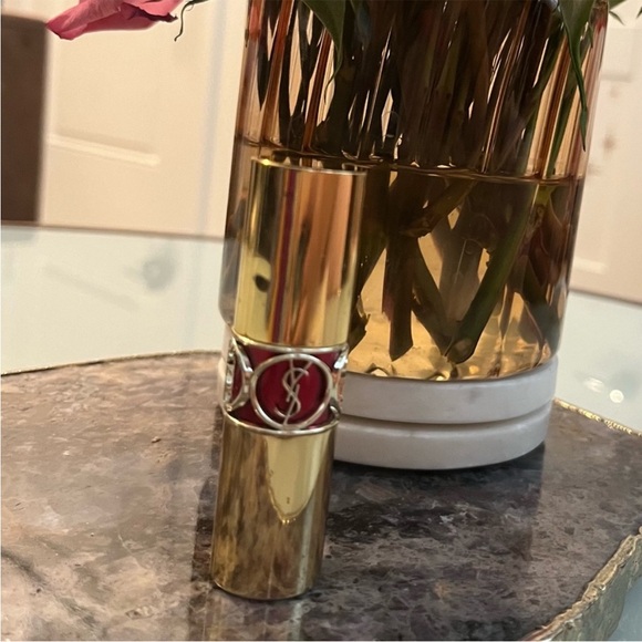 YSL Rouge Volupté Shine Pink Lipstick 62L201 - Picture 4 of 4